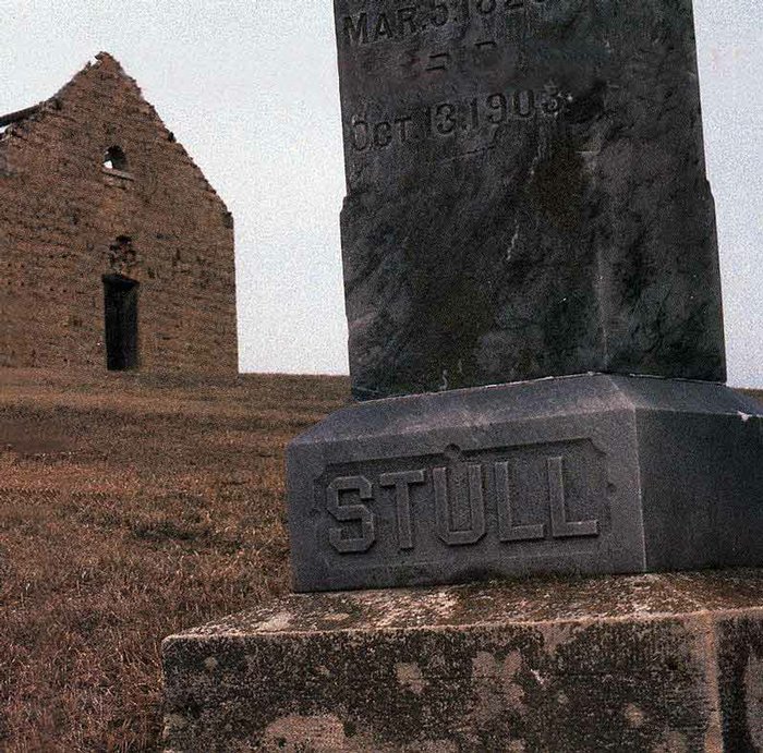 Stull-Cemetery-cemeteries-and-graveyards-730745_700_691.jpg